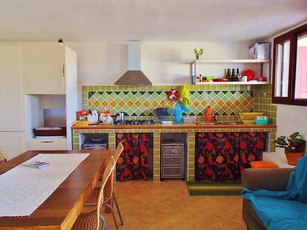 Eco Affittacamere Casa Maica Eco Guesthouse Stintino Ngoại thất bức ảnh